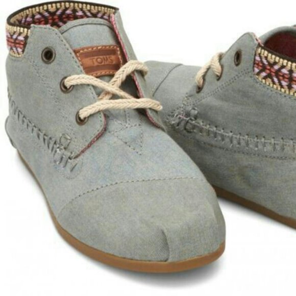 TOMS tribal/aztec booties - Picture 2 of 4